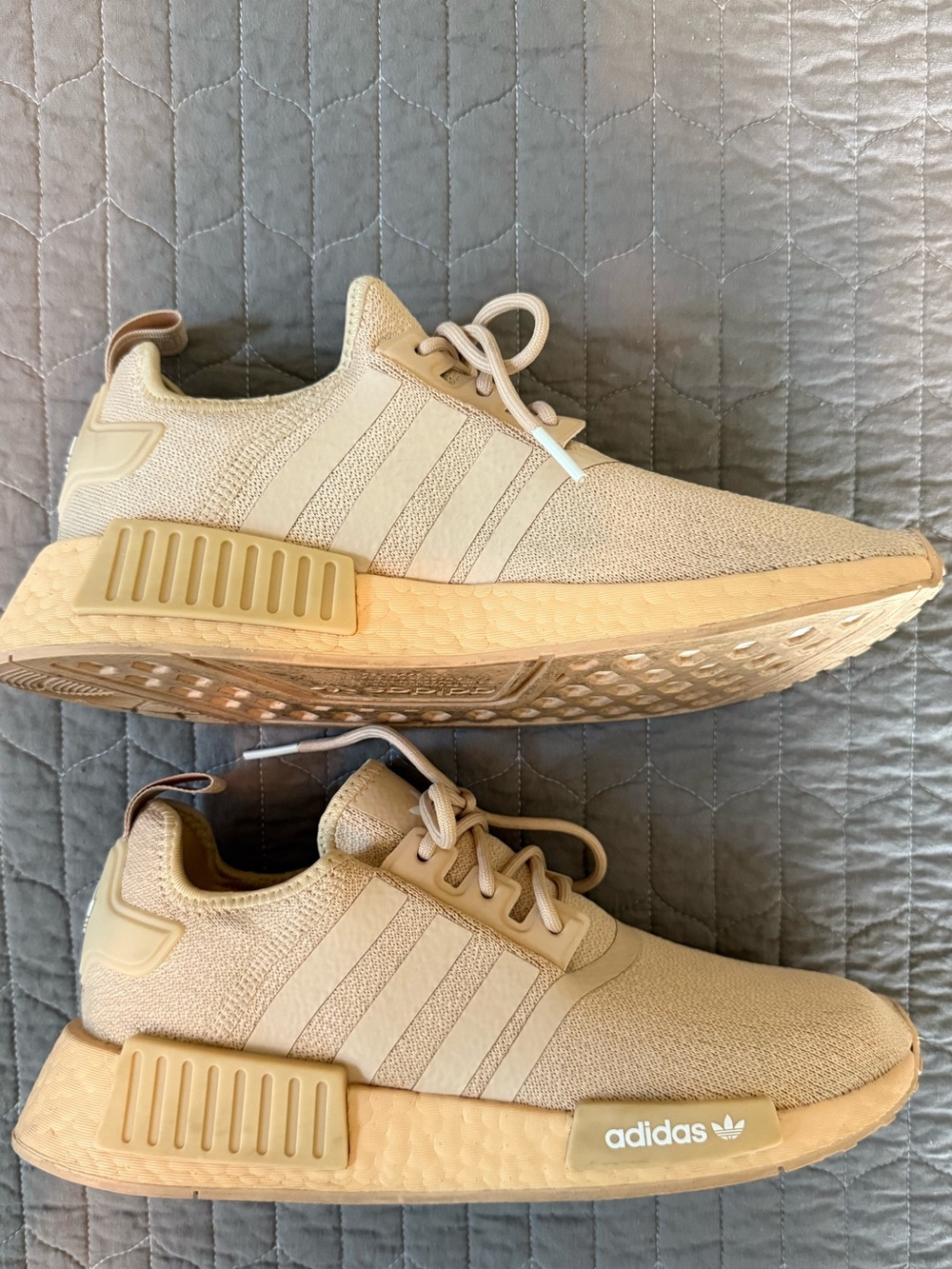 adidas NMD R1 sneaker! - Picture 7 of 10